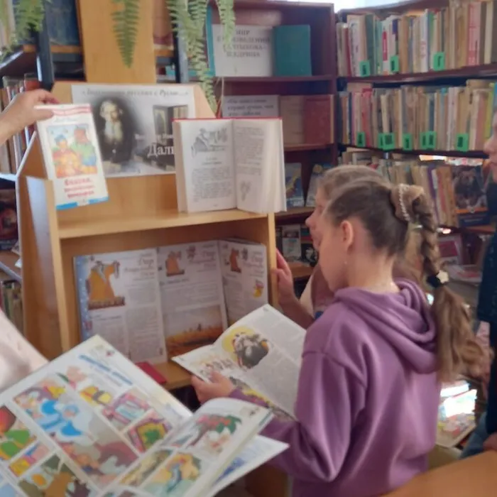 Собирал человек слова