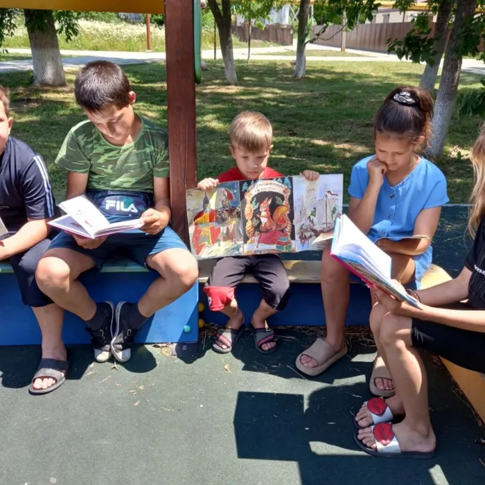 Певец русского слова