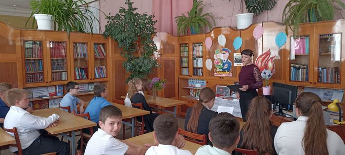 И пусть поколения знают…Михайловская сельская библиотека (4).jpg